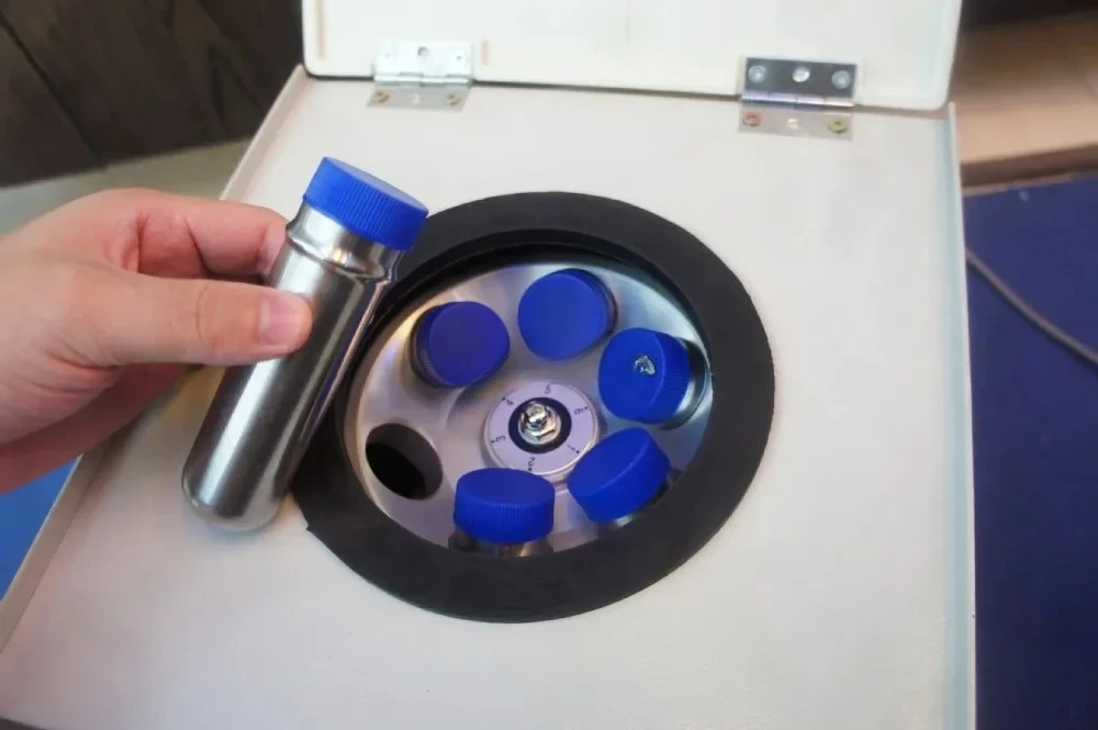 LD-3 Electric Centrifuge Lab M - Xlab Medical review and price
